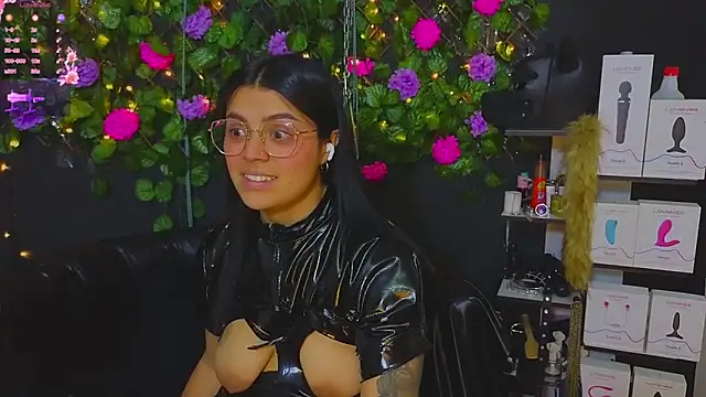 Sweett Mollyy online show from 04/25/26, 12:13