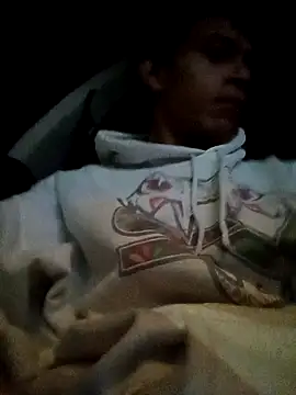 Snapshot of Leonul chatting on 12/15/24, 02:08 Leonul online show from 12/15/24, 02:08