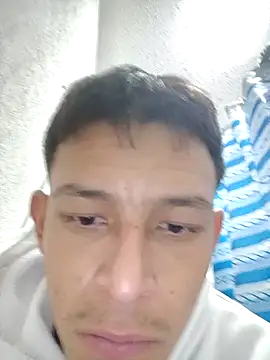 Snapshot of Leonul chatting on 01/12/25, 05:13 Leonul online show from 01/12/25, 05:13