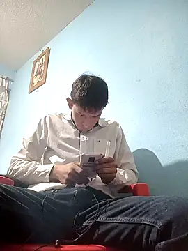 Snapshot of Leonul chatting on 01/26/25, 07:21 Leonul online show from 01/26/25, 07:21