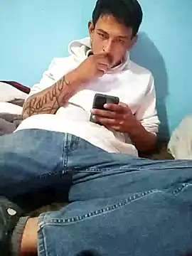 Snapshot of Leonul chatting on 02/09/25, 08:45 Leonul online show from 02/09/25, 08:45