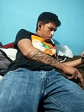 Snapshot of Leonul chatting on 02/16/25, 09:04 Leonul online show from 02/16/25, 09:04