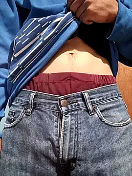 Snapshot of Leonul chatting on 03/21/25, 11:01 Leonul online show from 03/21/25, 11:01