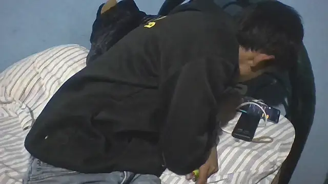 Snapshot of Leonul chatting on 03/16/26, 07:12 Leonul online show from 03/16/26, 07:12