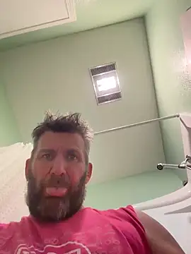 Snapshot of pipeload1275 chatting on 11/07/25, 03:50 pipeload1275 online show from 11/07/25, 03:50