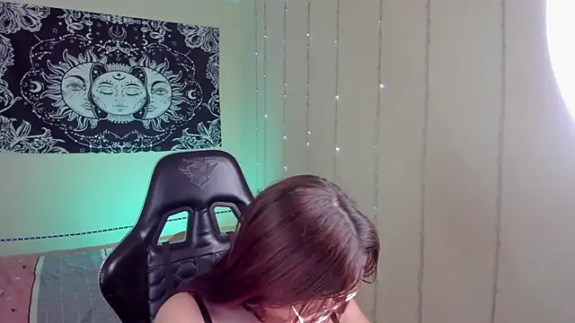 Fernanda   online show from 06/24/26, 06:40
