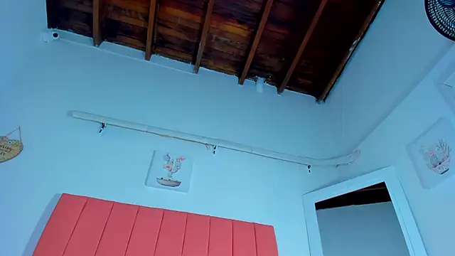 valen rose0 online show from 01/20/25, 03:07