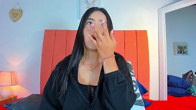 valen rose0 online show from 09/10/25, 12:05