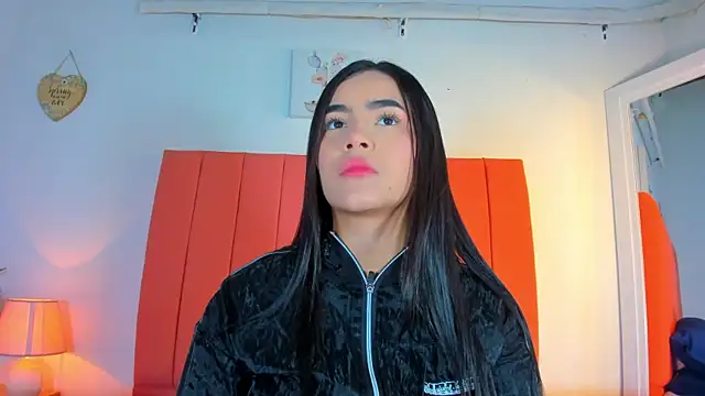 valen rose0 online show from 09/18/25, 12:07