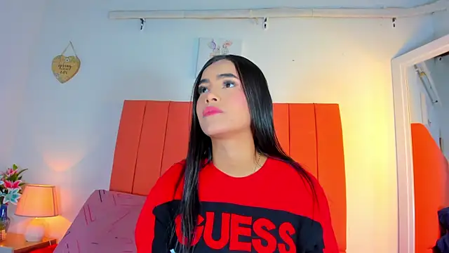 valen rose0 online show from 10/10/25, 12:04