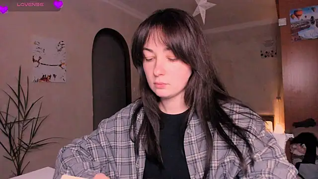 Snapshot of cClandesTina chatting on 03/12/26, 06:25 cClandesTina online show from 03/12/26, 06:25
