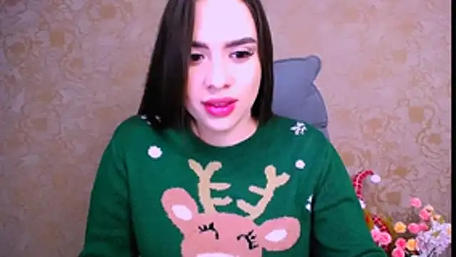 Snapshot of _your_fantasy_girl chatting on 02/27/26, 05:35 your fantasy girl online show from 02/27/26, 05:35