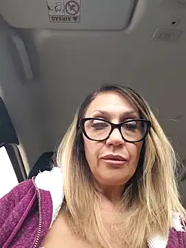 Snapshot of JasmineNoir2 chatting on 03/29/26, 12:16 JasmineNoir2 online show from 03/29/26, 12:16
