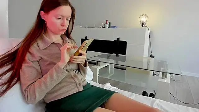 Snapshot of Your_Librarian chatting on 03/08/25, 10:32 Your Librarian online show from 03/08/25, 10:32