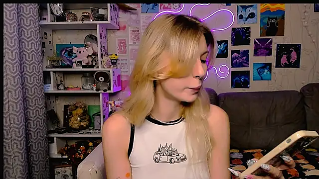 Maria Hunt online show from 12/05/24, 03:15