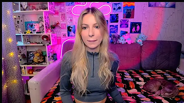 Maria Hunt online show from 01/30/25, 03:00