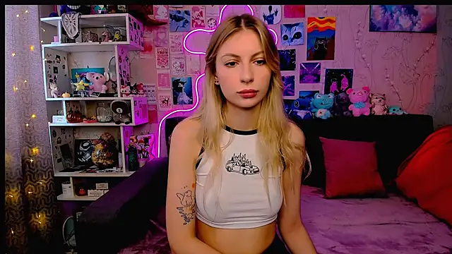 Maria Hunt online show from 02/22/25, 05:02