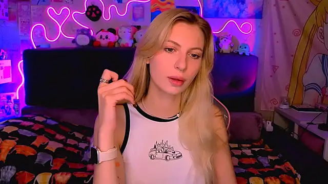 Maria Hunt online show from 10/08/25, 04:54