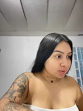 Pretty Isadora online show from 02/20/25, 01:03