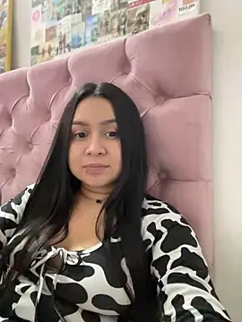 Pretty Isadora online show from 03/15/25, 03:40