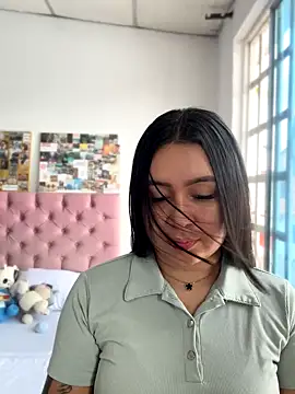 Pretty Isadora online show from 10/04/25, 07:34