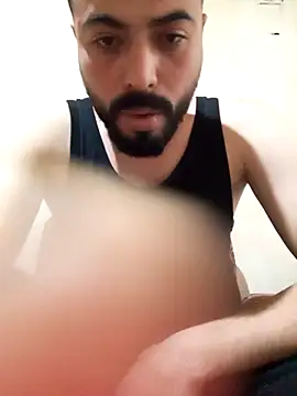 Snapshot of Kaan1607 chatting on 11/22/25, 01:32 Kaan1607 online show from 11/22/25, 01:32