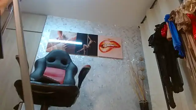 Samantabrown  online show from 02/12/26, 11:16