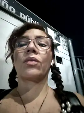 Samantabrown  online show from 05/07/26, 10:09