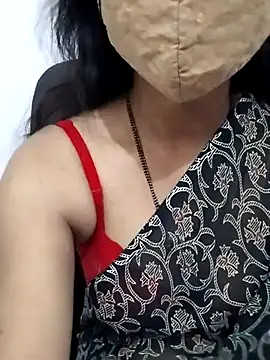 Snapshot of Triveni-Lovely chatting on 02/17/26, 08:11 Triveni-Lovely online show from 02/17/26, 08:11