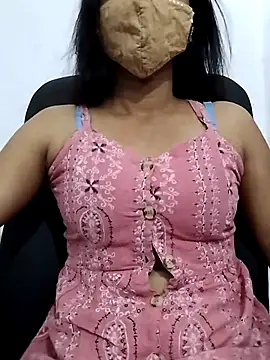 Snapshot of Triveni-Lovely chatting on 03/04/26, 08:53 Triveni-Lovely online show from 03/04/26, 08:53