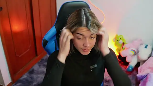 tay ler3 online show from 01/20/25, 12:46