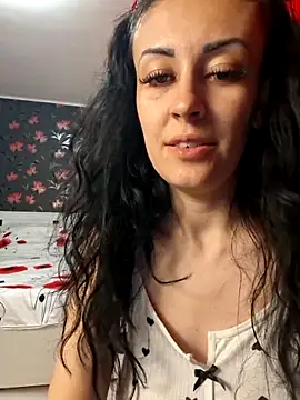 loryyy sexyyy online show from 05/05/26, 08:17