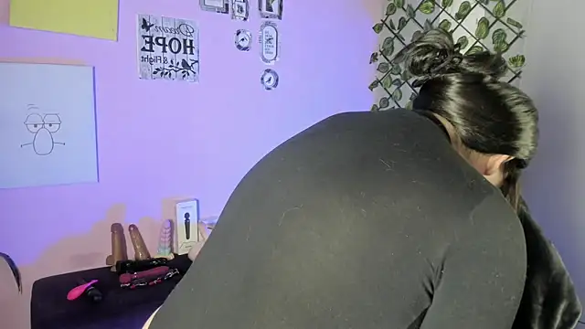 Amy hoy69 online show from 11/26/25, 02:45