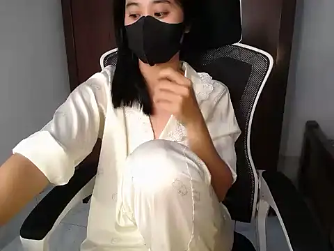 Lunobaby 204 online show from 10/26/25, 09:31