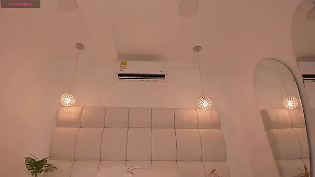 IsabellaGrey19 online show from 03/14/25, 07:55