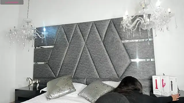 IsabellaGrey19 online show from 09/24/25, 08:23