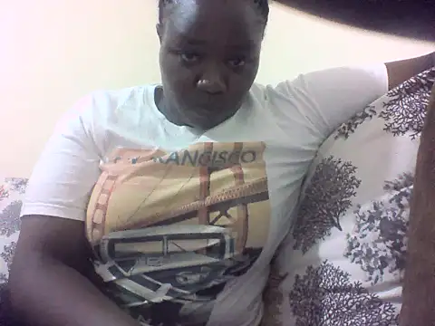 Snapshot of Pretty_kellyn chatting on 01/13/25, 09:30 Pretty kellyn online show from 01/13/25, 09:30