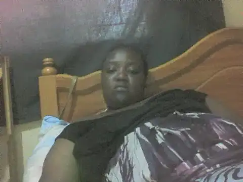 Snapshot of Pretty_kellyn chatting on 02/04/25, 08:35 Pretty kellyn online show from 02/04/25, 08:35