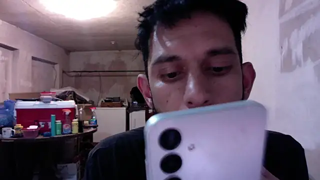 Snapshot of LoretoMx chatting on 05/13/26, 03:59 LoretoMx online show from 05/13/26, 03:59