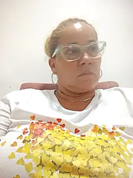 Snapshot of natally_ross21 chatting on 03/22/26, 07:06 natally ross21 online show from 03/22/26, 07:06