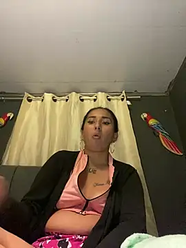 Snapshot of luna_asss chatting on 06/25/26, 02:55 luna asss online show from 06/25/26, 02:55