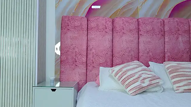 kendal rossi online show from 02/25/26, 11:53