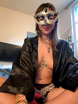 Snapshot of lyafoot chatting on 09/22/25, 03:58 lyafoot online show from 09/22/25, 03:58