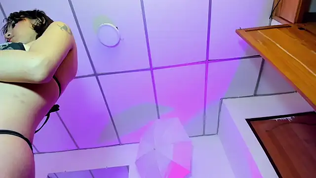 Naomi-Haruno online show from 02/01/25, 12:51