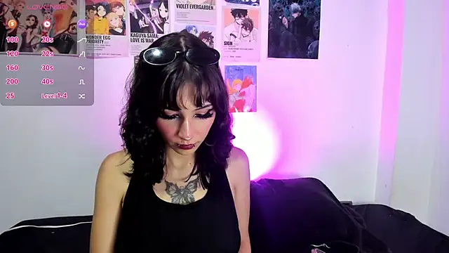 Naomi-Haruno online show from 10/30/25, 05:20