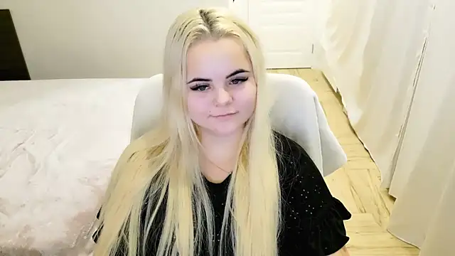 lovely-eyes online show from 12/26/24, 03:59