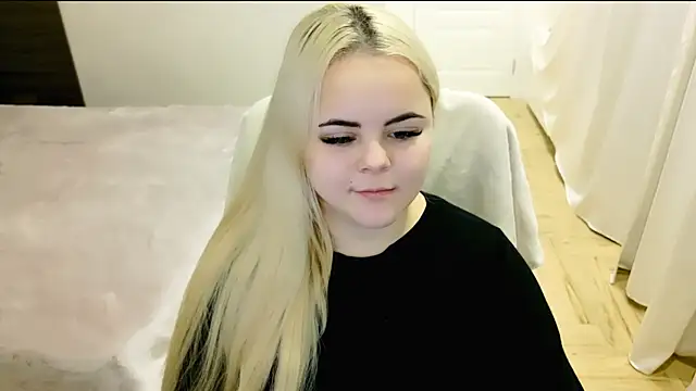 lovely-eyes online show from 01/09/25, 12:57