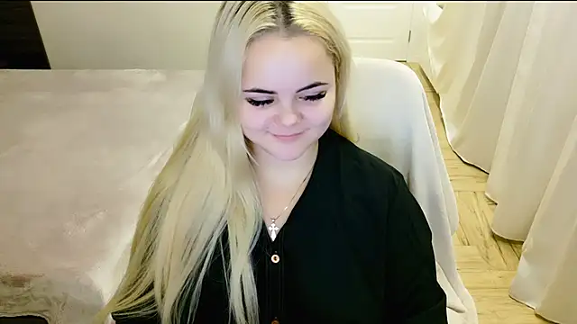 lovely-eyes online show from 01/11/25, 09:57