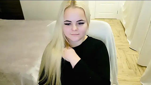 lovely-eyes online show from 01/24/25, 02:28