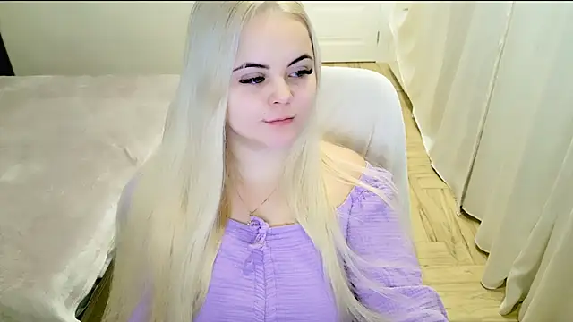 lovely-eyes online show from 02/22/25, 09:37